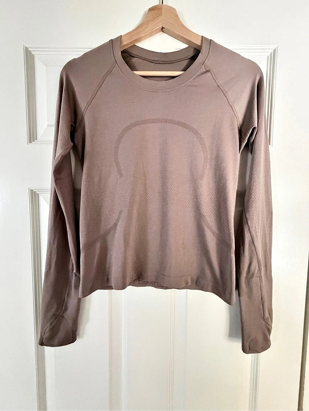 Lululemon Swiftly Tech Long Sleeve Shirt 2.0 * Waist Length Long Sleeve